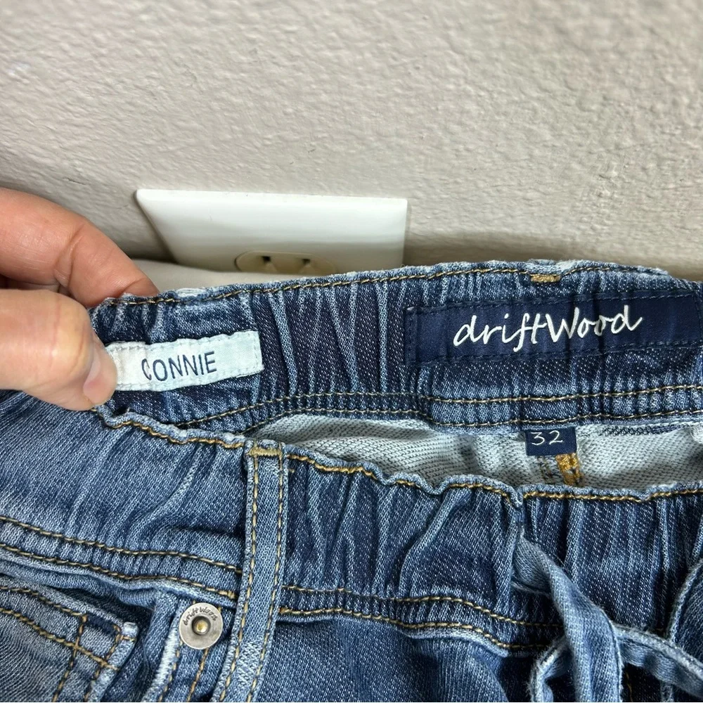 Driftwood Connie‎ Medium Wash Distress Elastic Waist Drawstring Jean Shorts 32